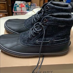 New Sperry Boots Size 13